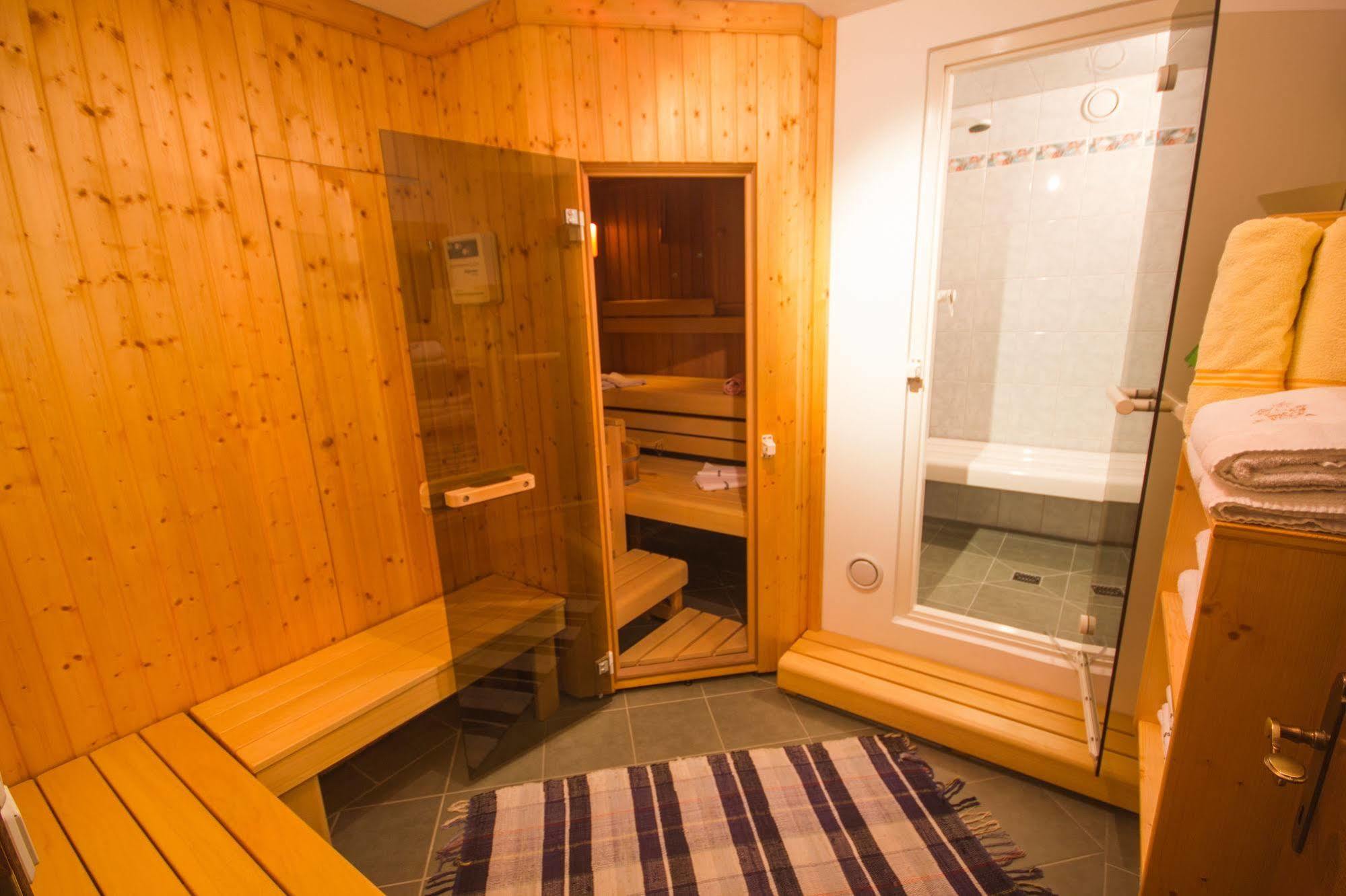 Gaestehaus Stabauer มอนด์ซี ภายนอก รูปภาพ